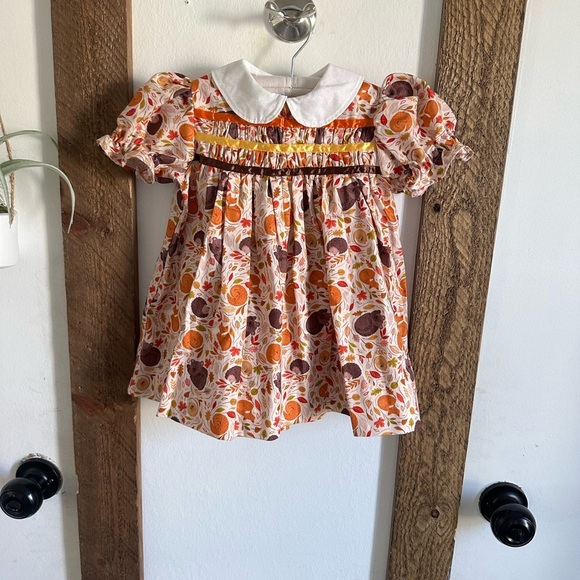 Boutique Hand Smocked Fall Leaves & Animals Handmade Baby Girl Dress 12-18 M - Picture 4 of 11